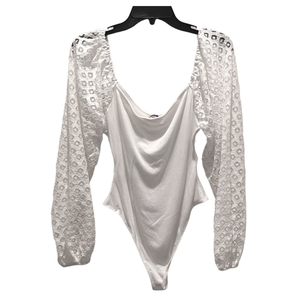 Jealous Tomato Women’s Crocheted Long Sleeve  White Bodysuit Size Large